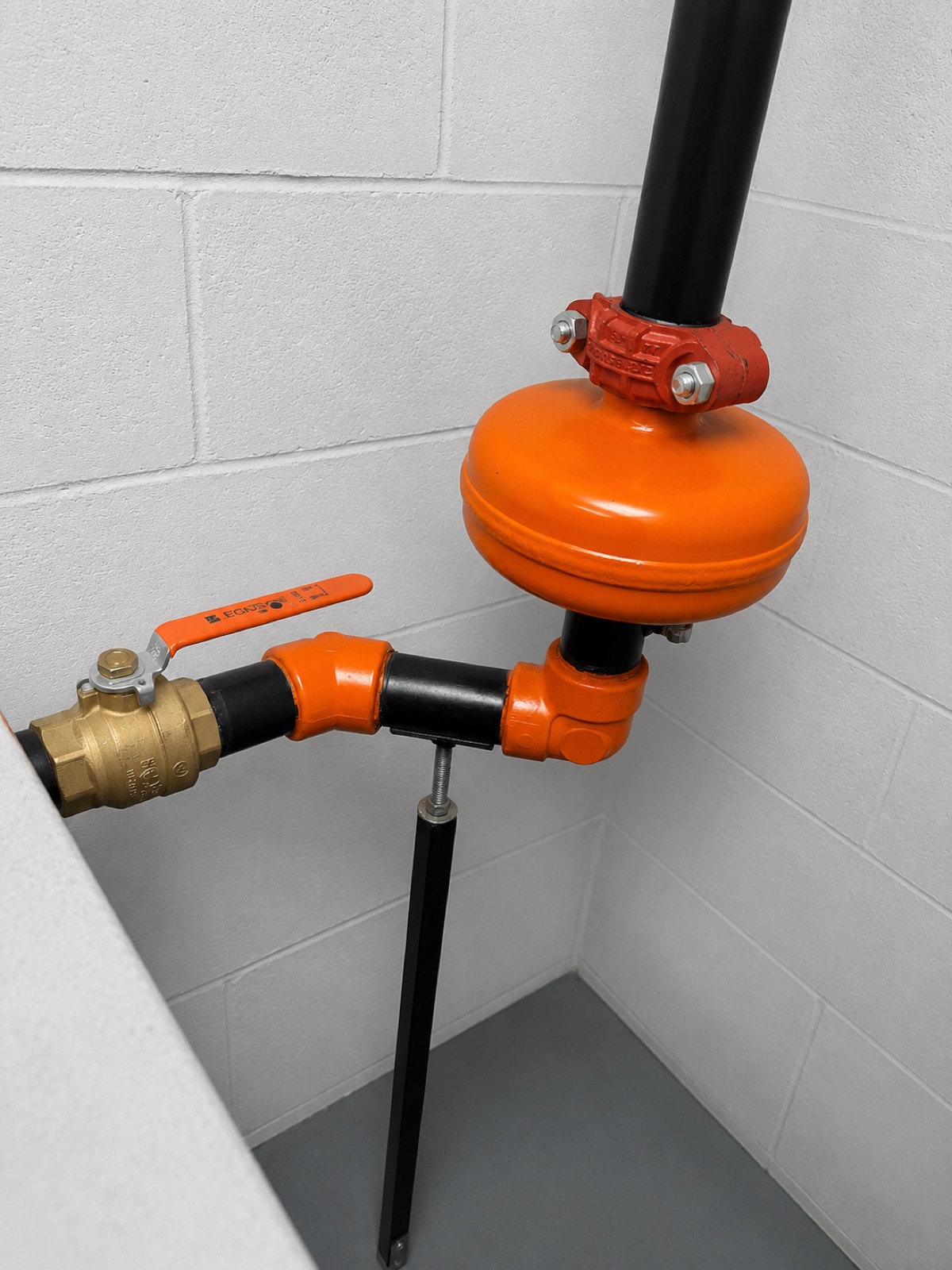 Hydraulic elevator muffler and shut off valve at Lakeside Commons