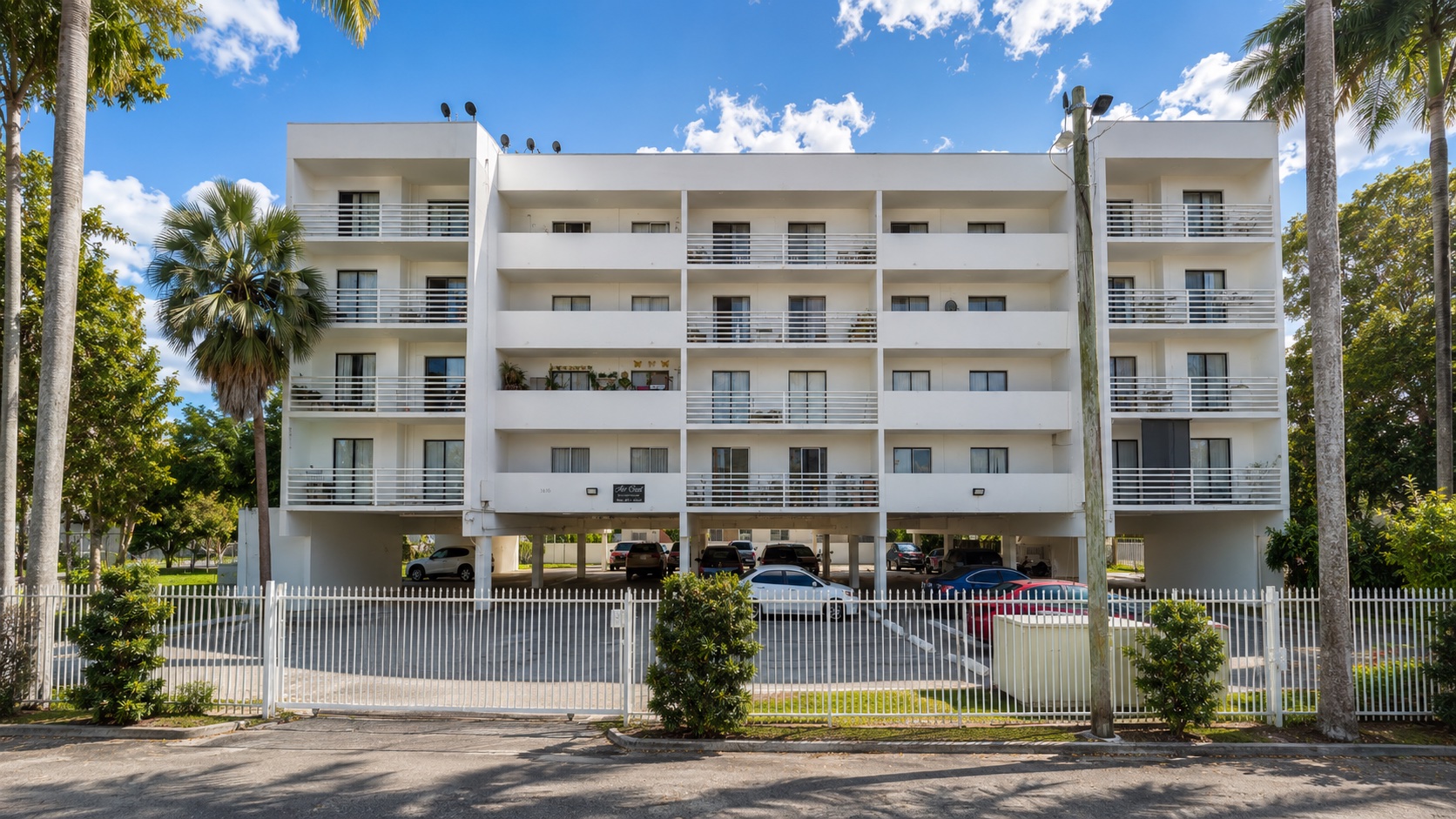 1616 Terrace Apartments