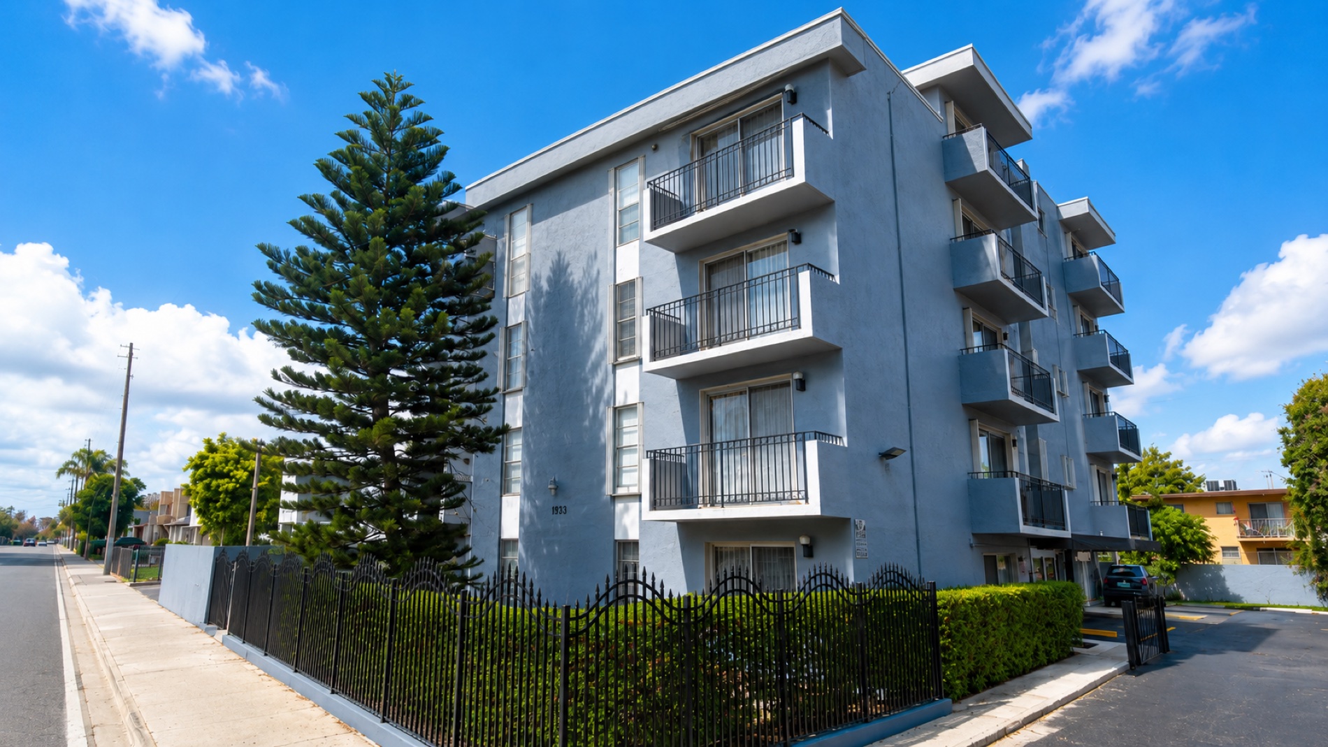 El Prado Condominium
