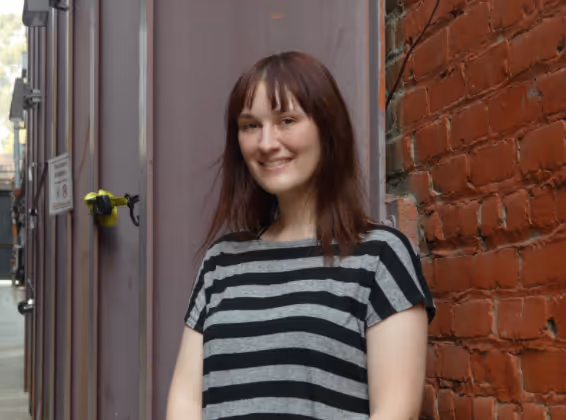 Photo of intern Miranda Gauss with mask off