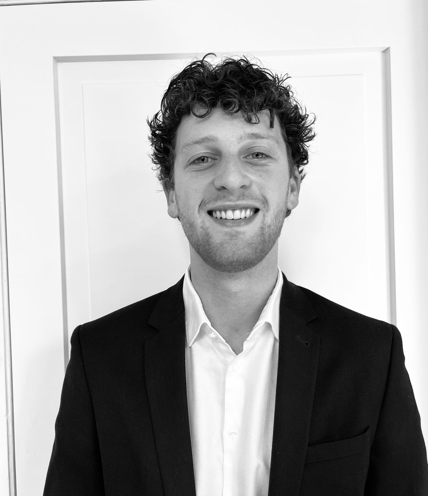 Olivier works as a design and sales for Jacobs Development BV