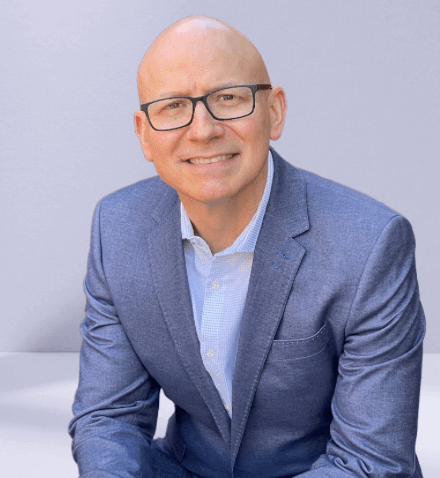 Stephen J Pasiciel