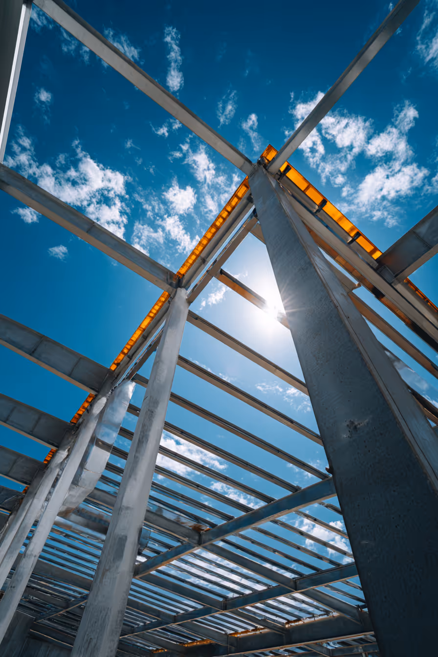 estructuras de acero Monterrey, fabricación acero industrial, soldadura y montaje acero, construcción industrial Monterrey