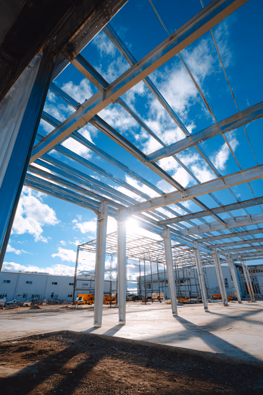 estructuras de acero Monterrey, fabricación acero industrial, soldadura y montaje acero, construcción industrial Monterrey