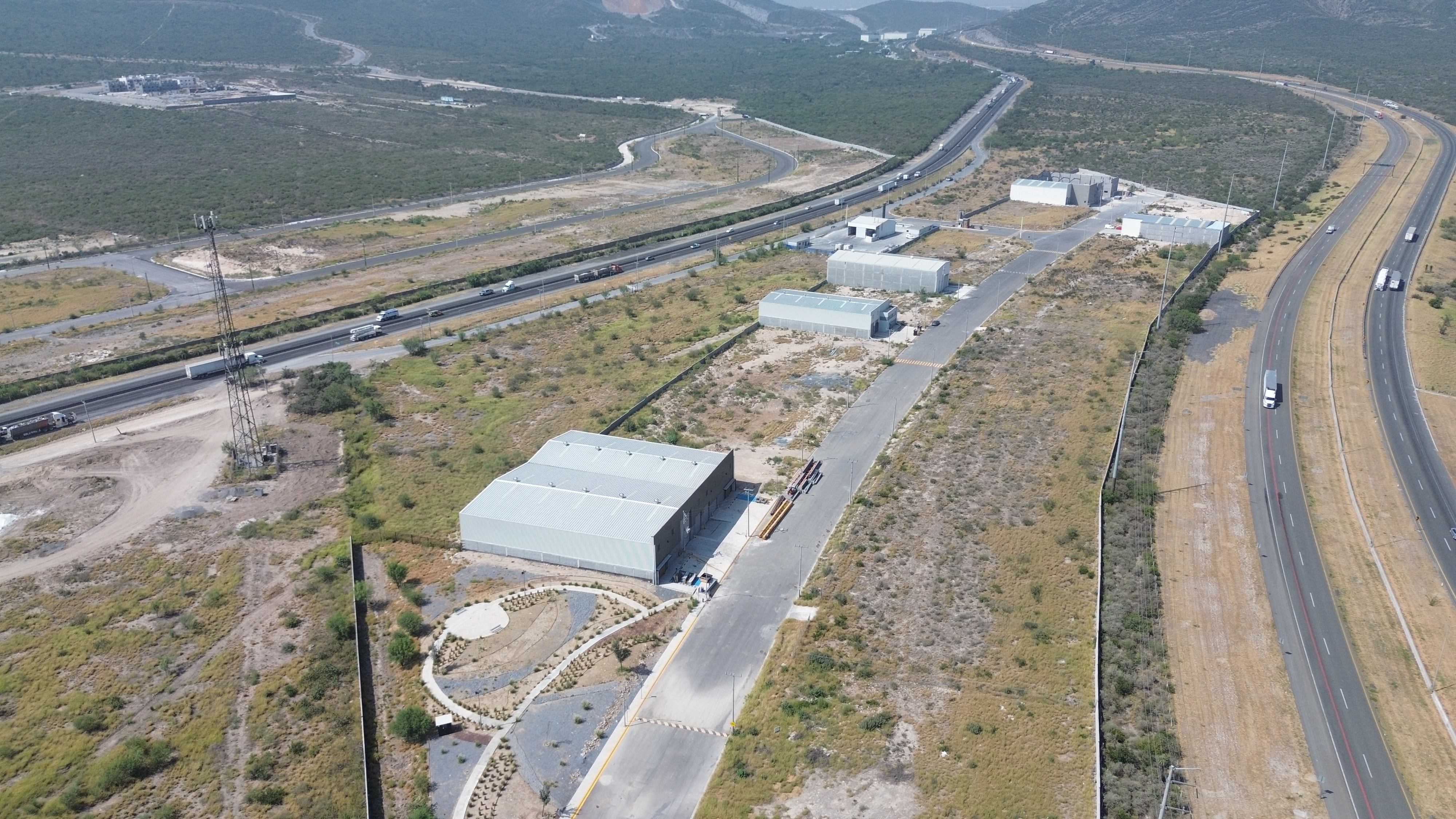 estructuras de acero Monterrey, fabricación acero industrial, soldadura y montaje acero, construcción industrial Monterrey