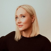 [headshot] image of customer (for an auto dealership)