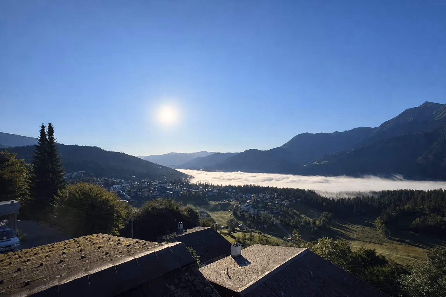 Italian cottage between the vineyards