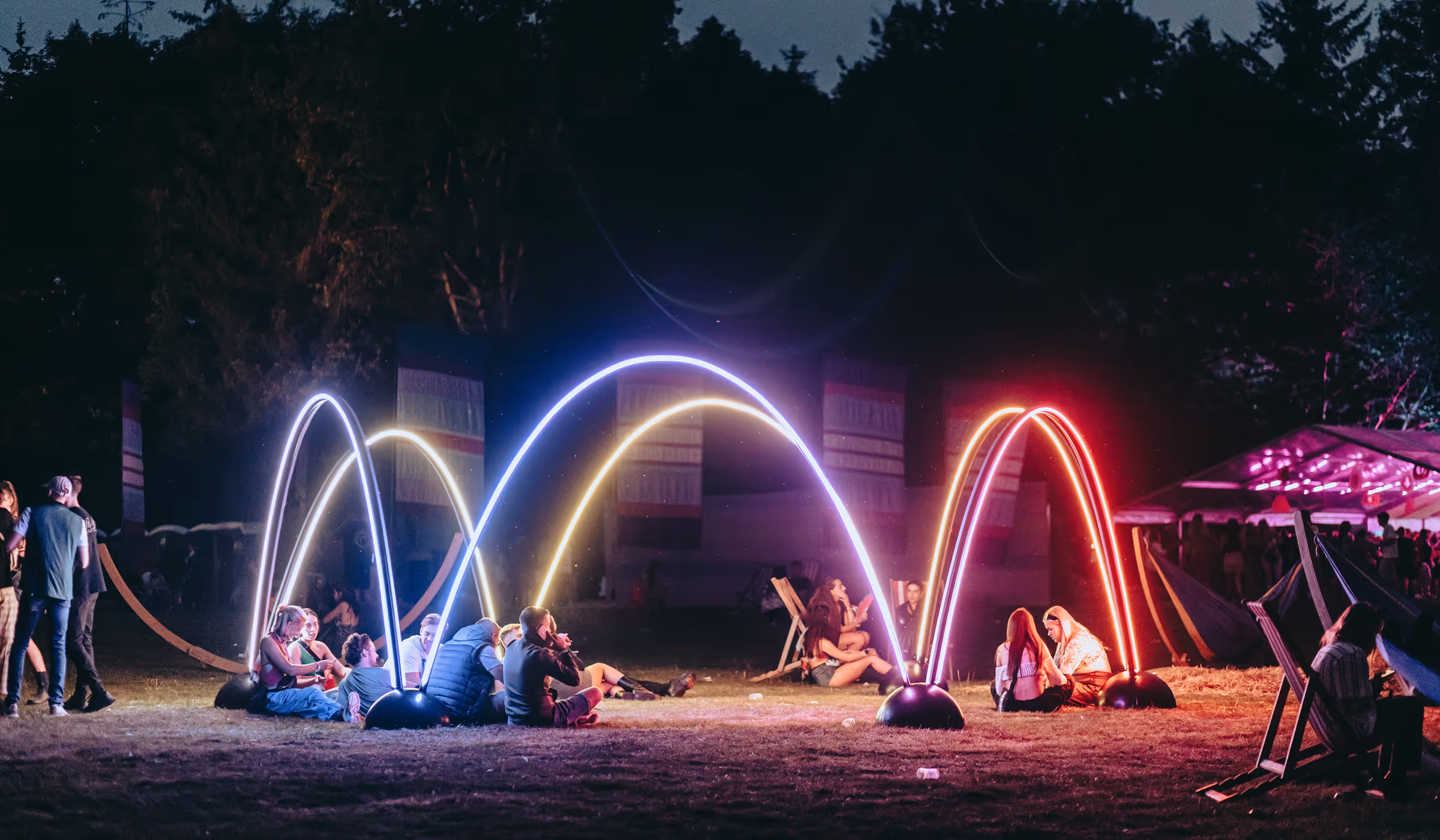 Light installation 'Reunion' by Kumquat Lab at Hide & Seek Festival.