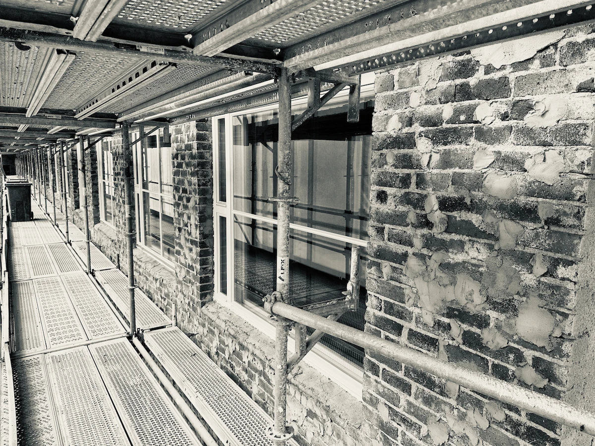 Ulkoseinän rakennustyömaa