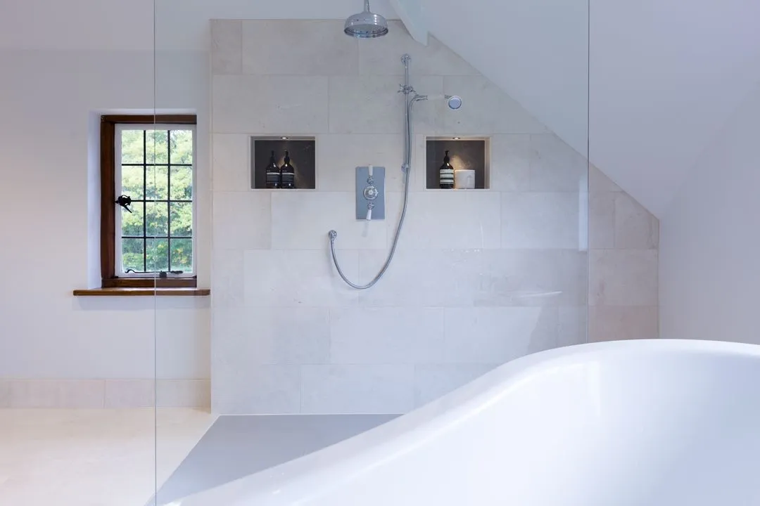 https://cdn.prod.website-files.com/68b836573a7463eca0f2a529/68b836573a7463eca0f2aacd_bathroom_34_1-4224958f.webp showing a completed bathroom