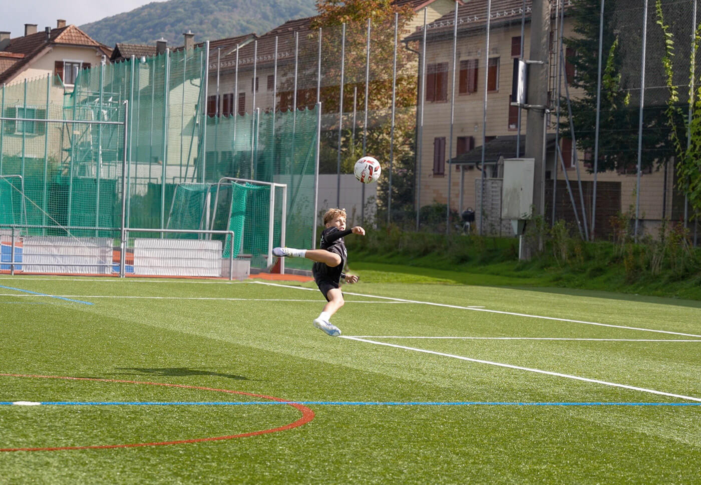 image of diverse group collaboration (for a hr tech)