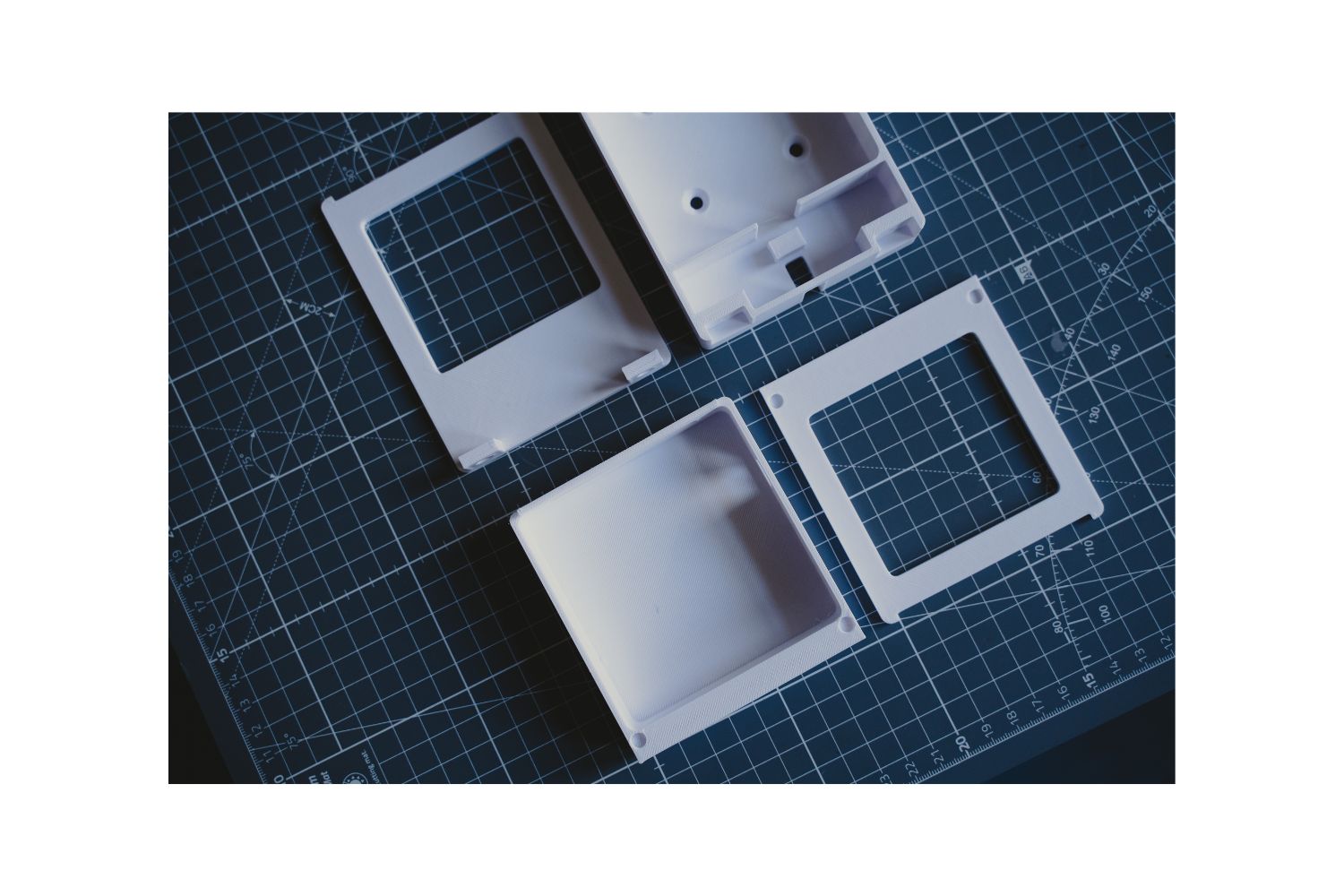 Elektronikgehäuse umd Wandhalterung im 3D-Druck gefertigt