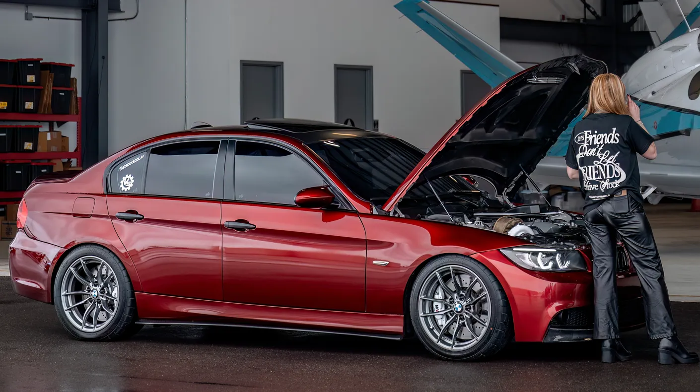 Keely Gorney BMW enthusiast e9xkeely