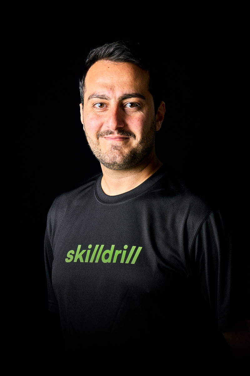 photo of director and actors on set