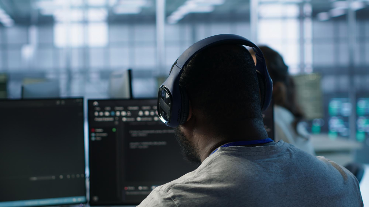 image of contact desk (for a maritime service)