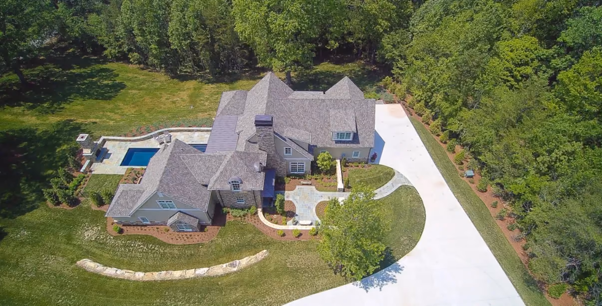 Woodland Manor