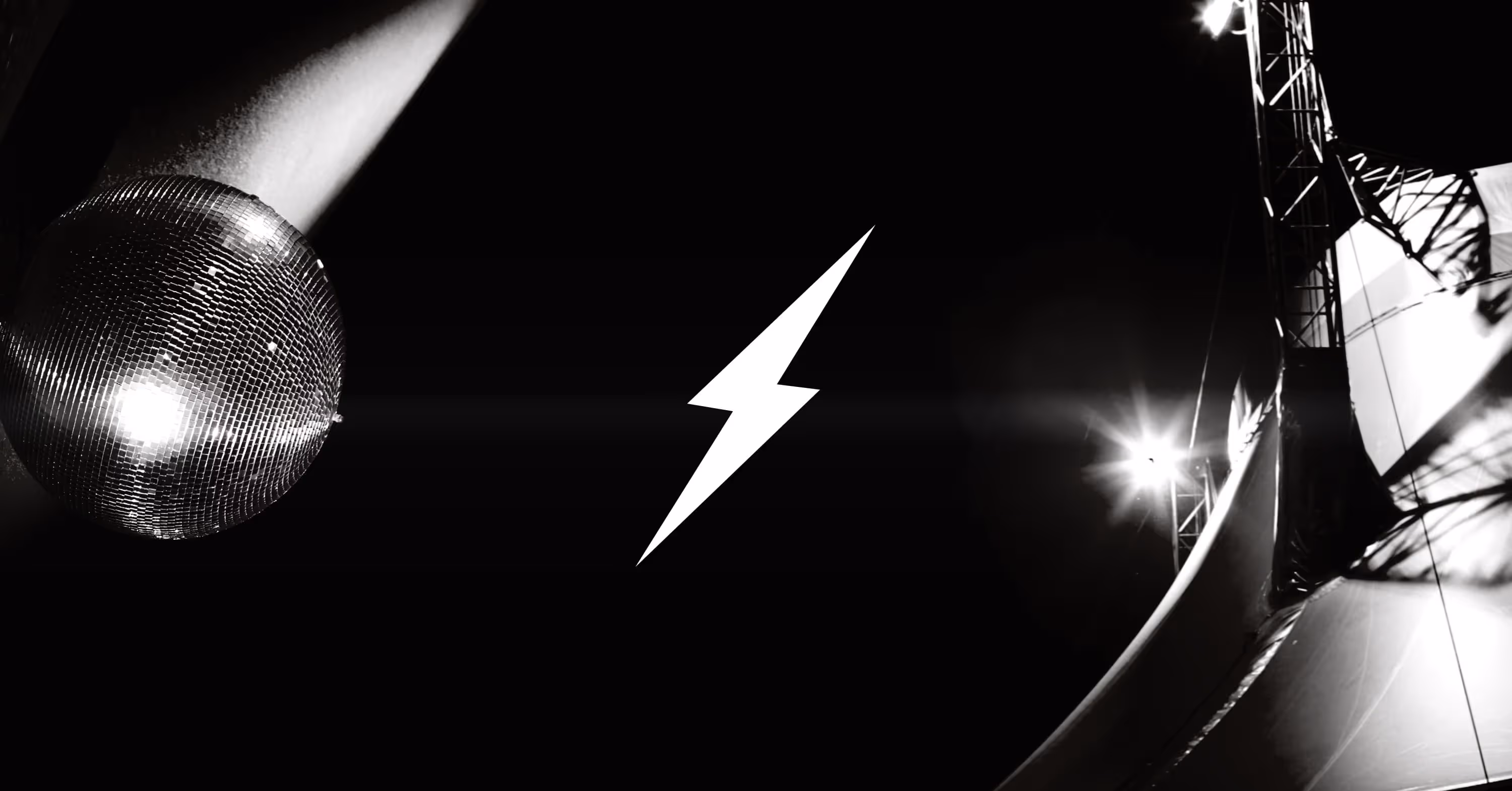 Visuel graphique en noir et blanc avec une boule à facettes, un éclair et le chapiteau du Cirque Électrique.