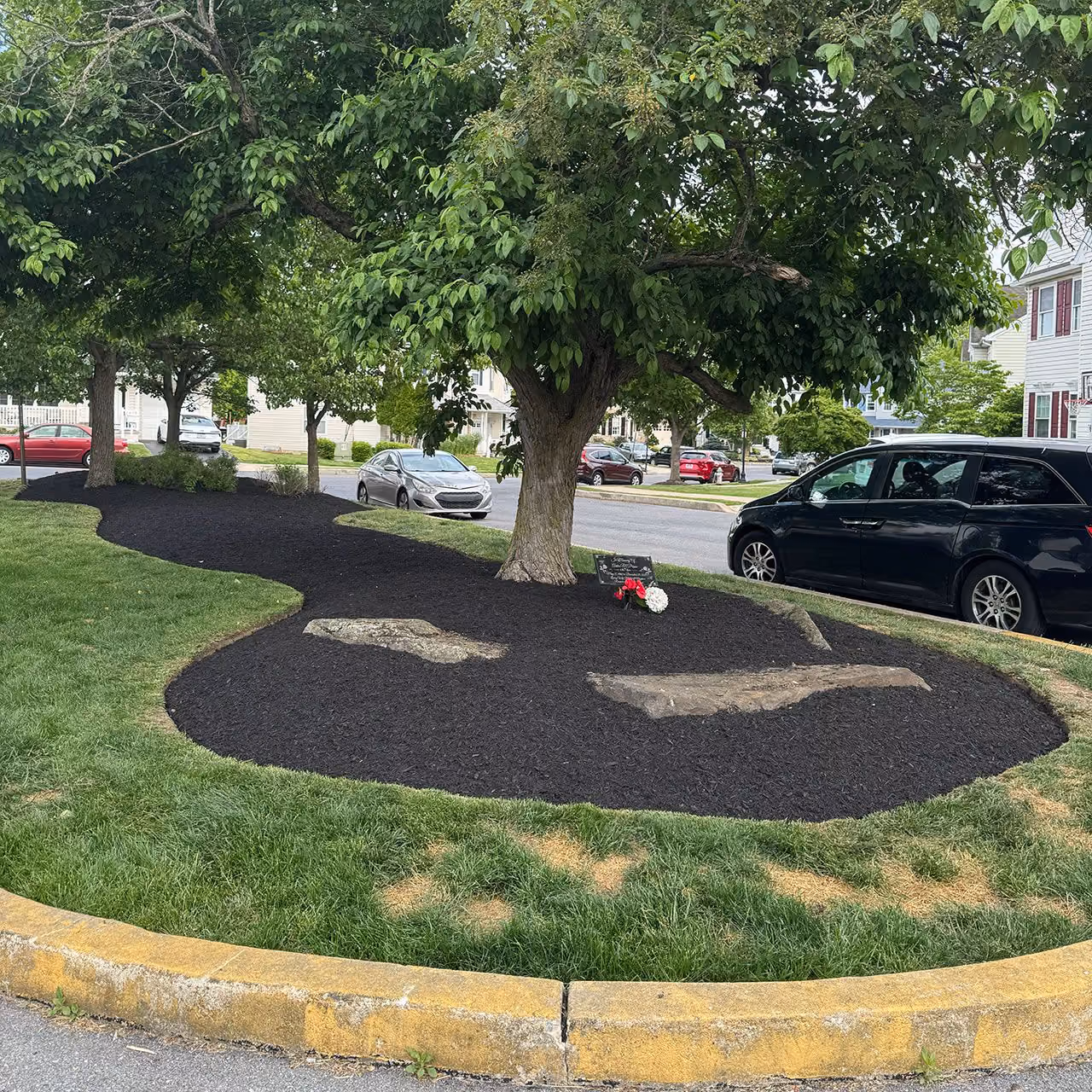 Professional mulch installation in Delaware County Pennsylvania
