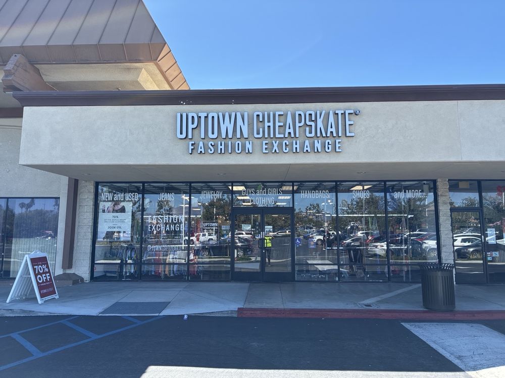 Uptown Cheapskate - Lake Forest