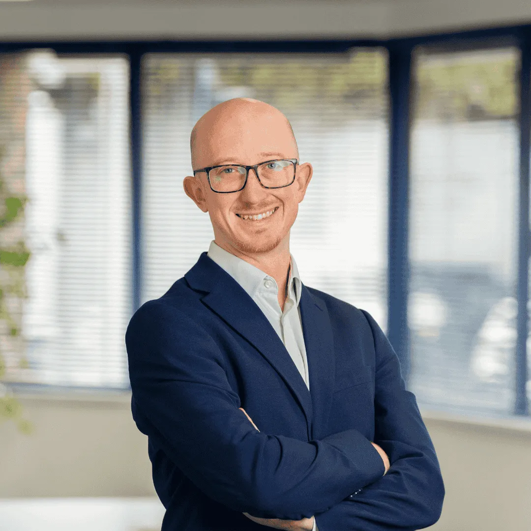 Ryan Pearcy headshot