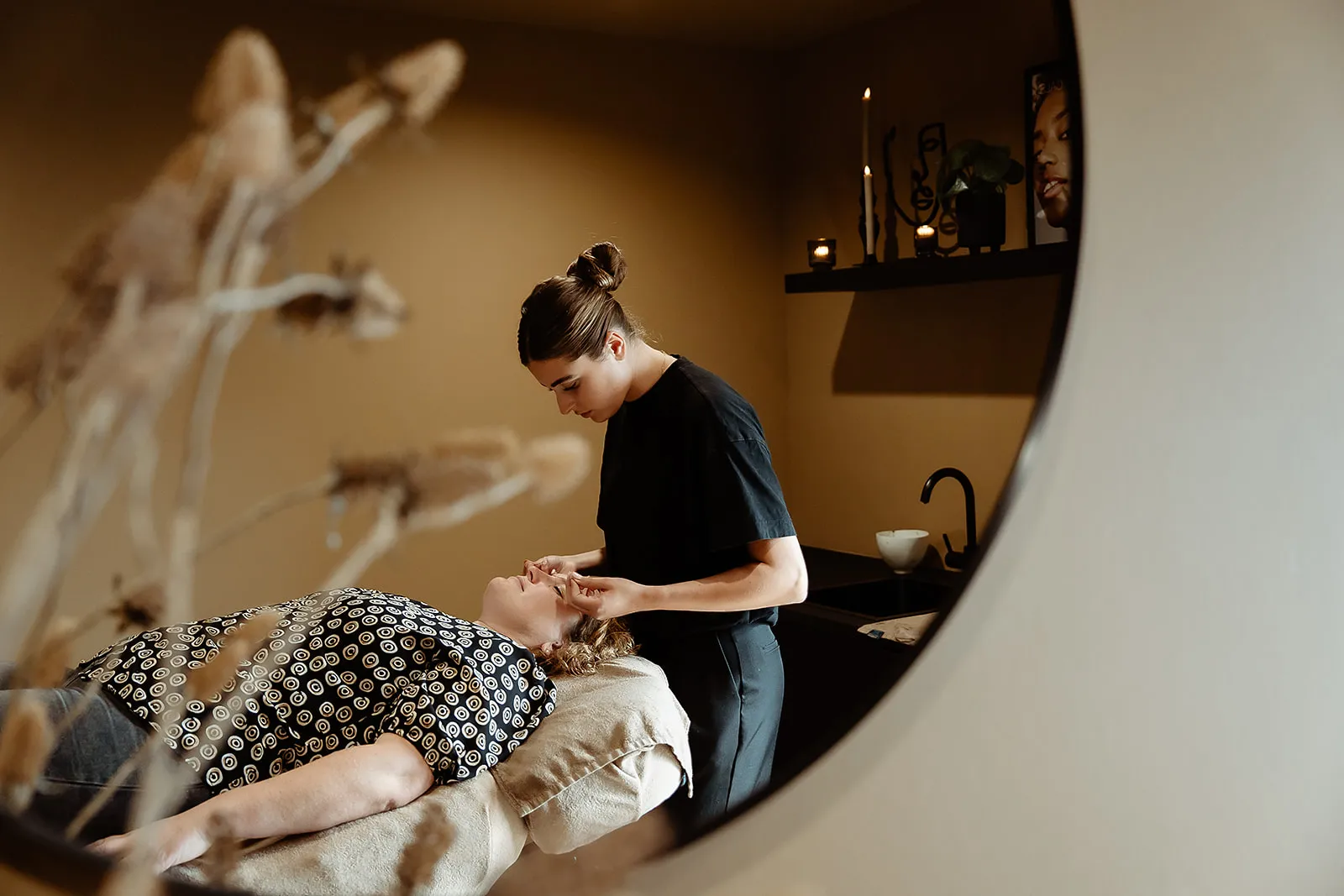 wenkbauwen verven en liften