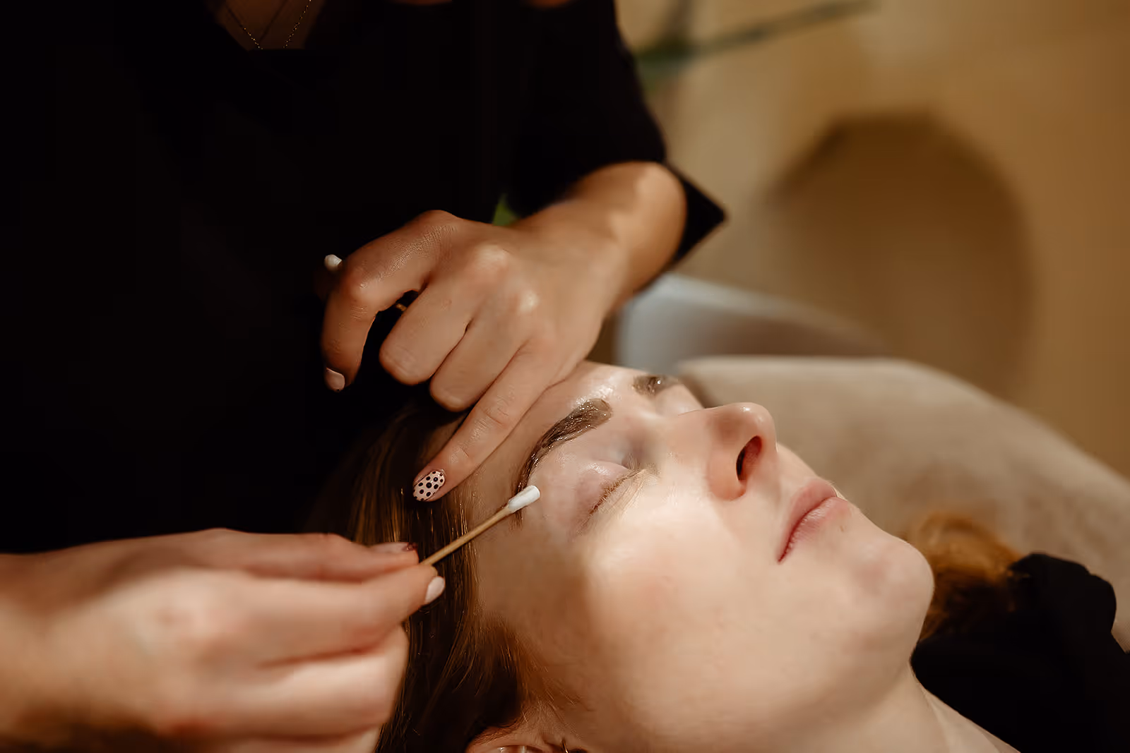 Verven, harsen en henna behandeling bij Zo Marleen