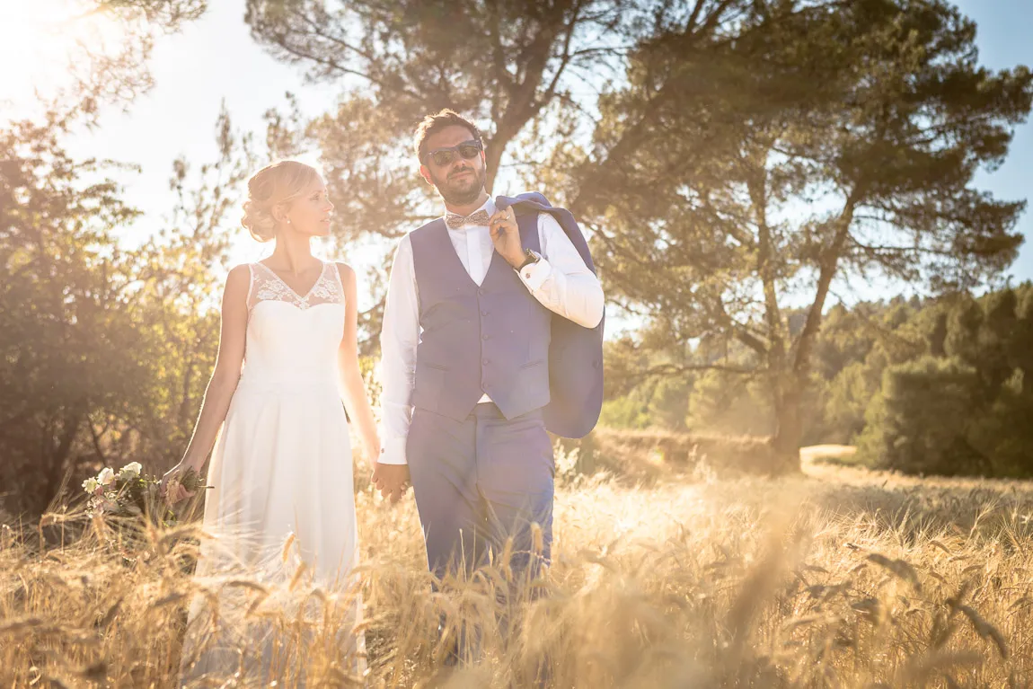 Photographe mariage à Grimaud — Provence varoise, style naturel