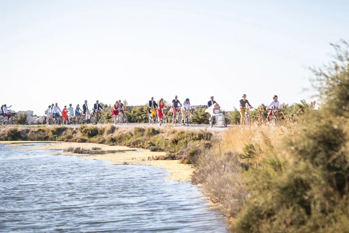 Mariage bohème Oléron provençale — instant naturel et lumineux