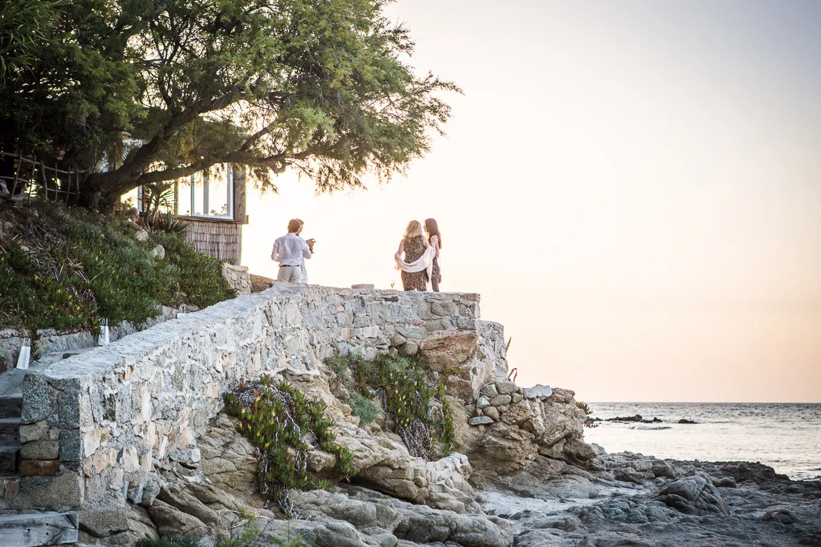 Photographe mariage Ghjunchitu — instant complice sur la plage