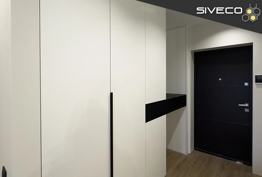 Сучасний передпокій: гра контрастів та прихована функціональність