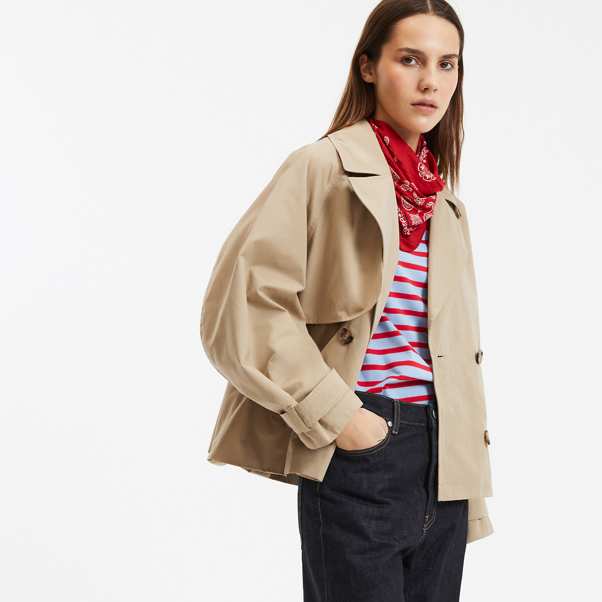 Trench court beige tendance automne 2025