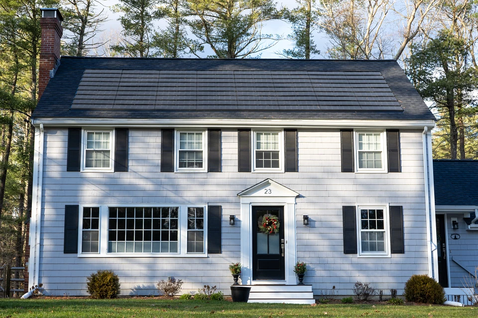 image of roof being repaired