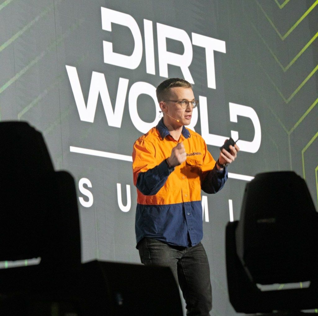Aaron Witt on stage at dirt world 2025