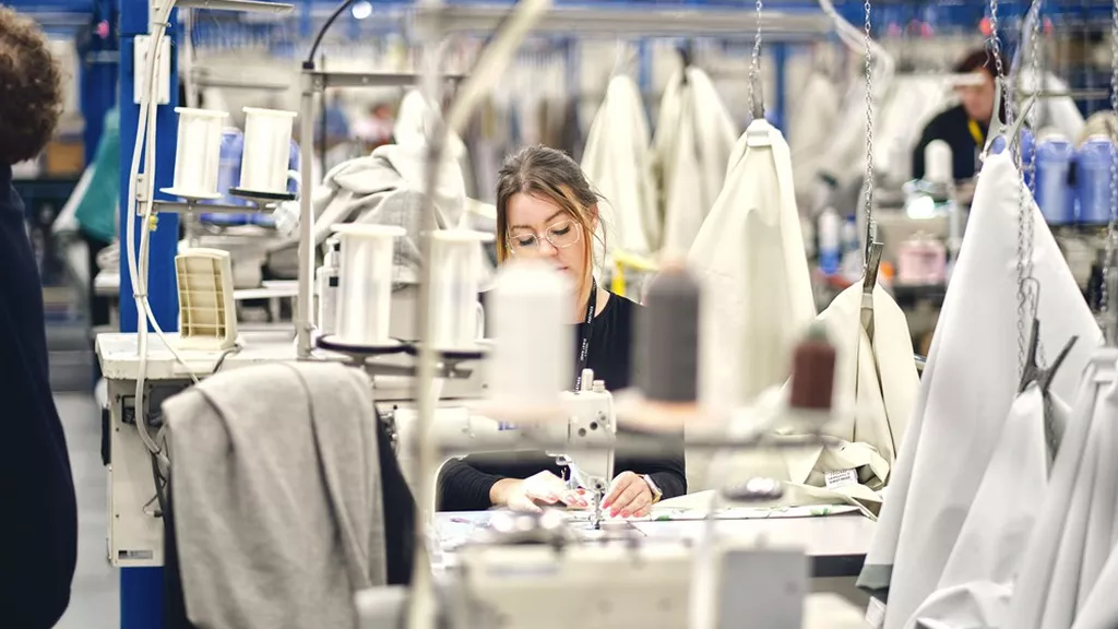 Start-ups that trace brand supply chains