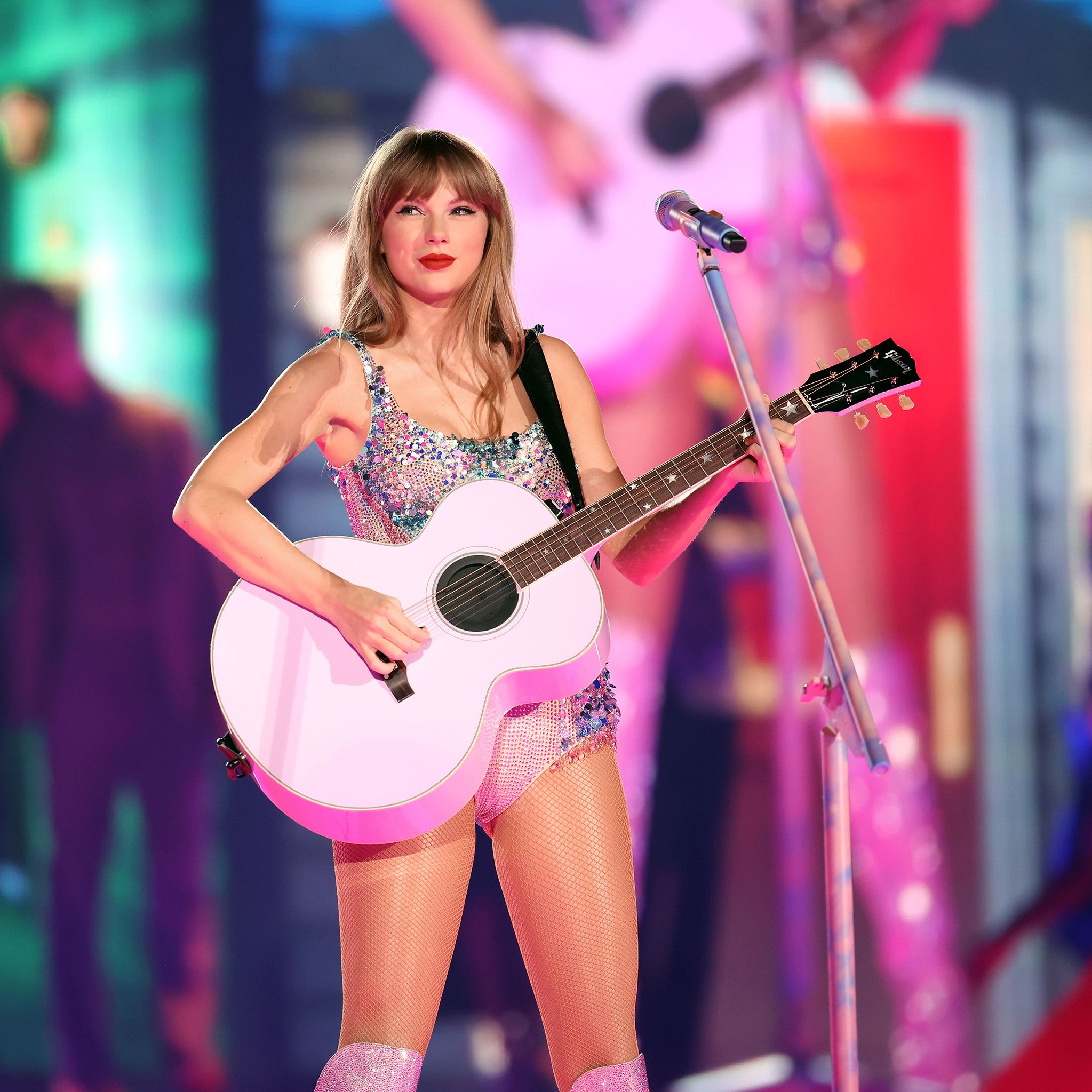 Taylor Swift travels through time during opening night of the 'Eras Tour' |  CNN