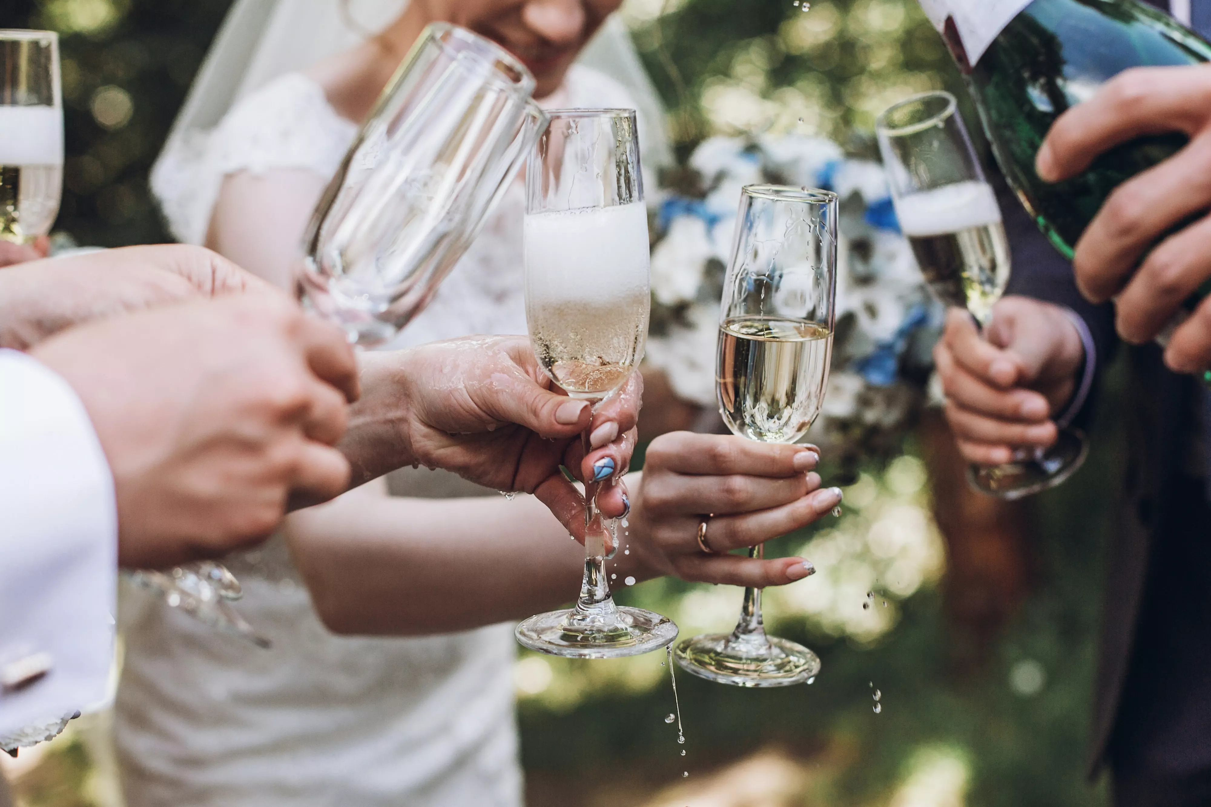 how to set up a champagne tower