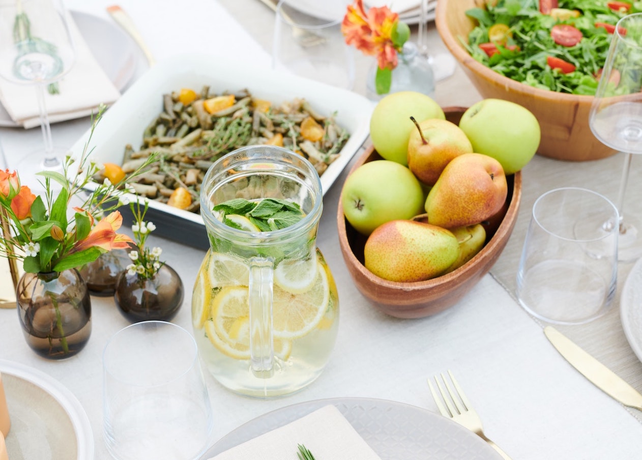 how to set a table at home