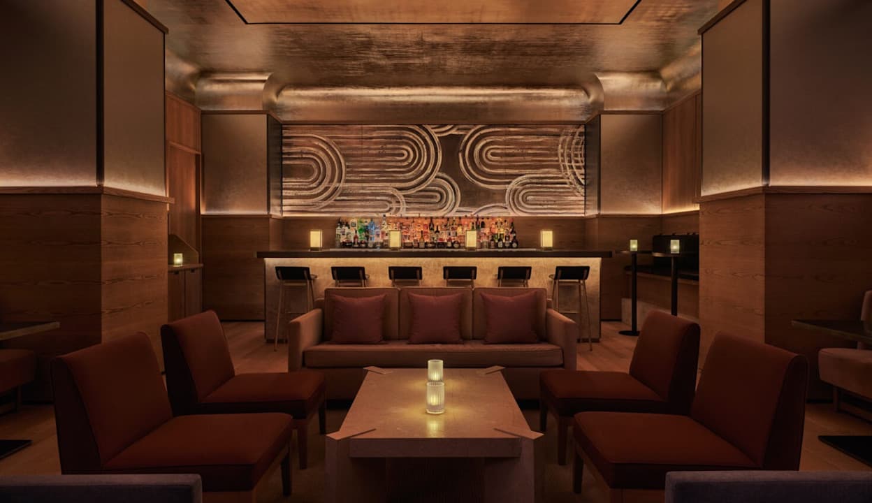 https://uploads.pendry.com/redesign/wp-content/uploads/sites/5/2021/11/02131937/Pendry-Manhattan-West_Bar-Pendry_Horizontal-1920x850.jpeg