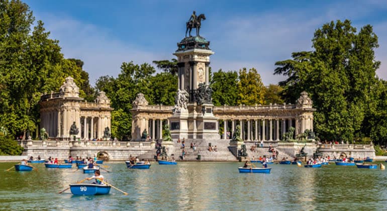 El Retiro Park