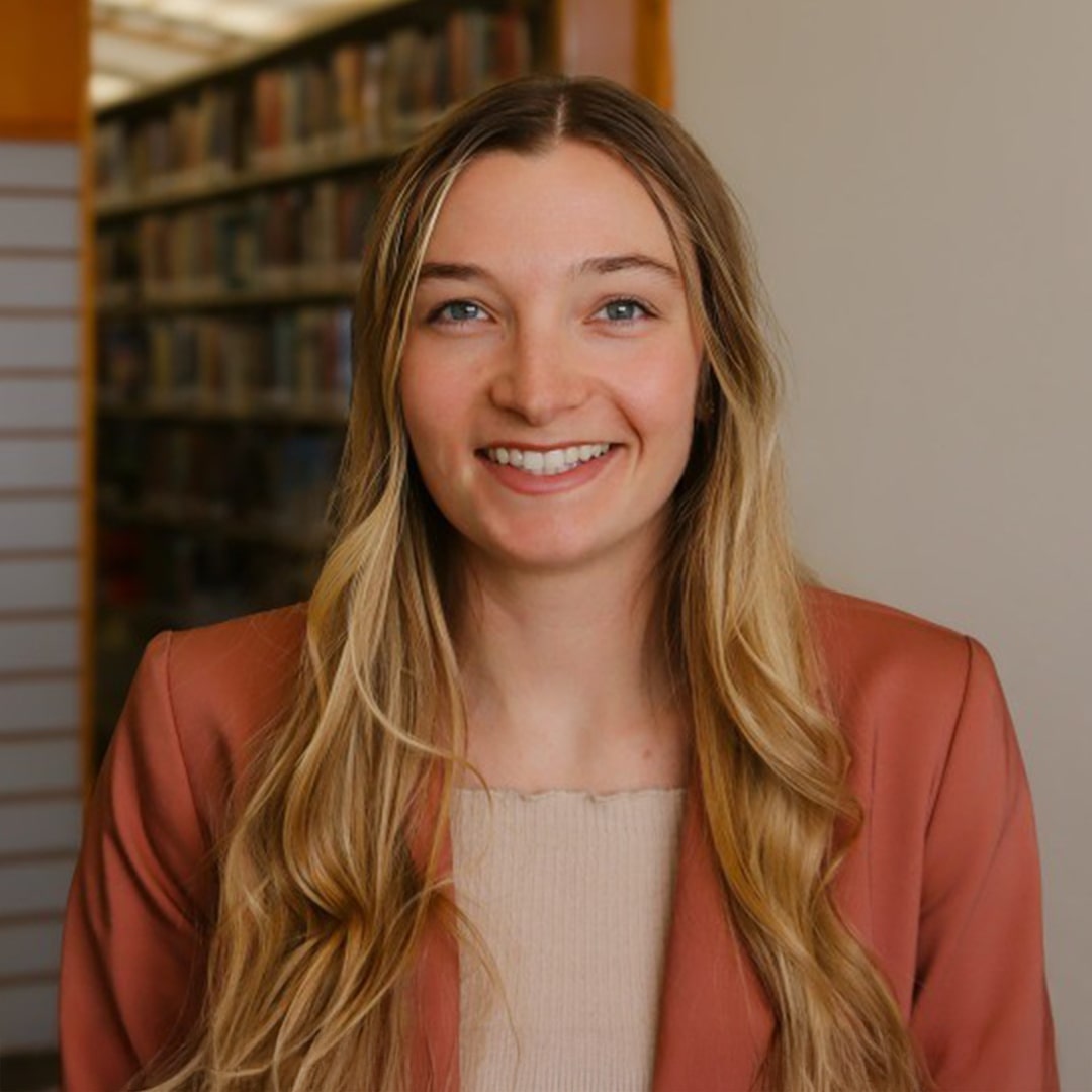 Jessi Elder Headshot