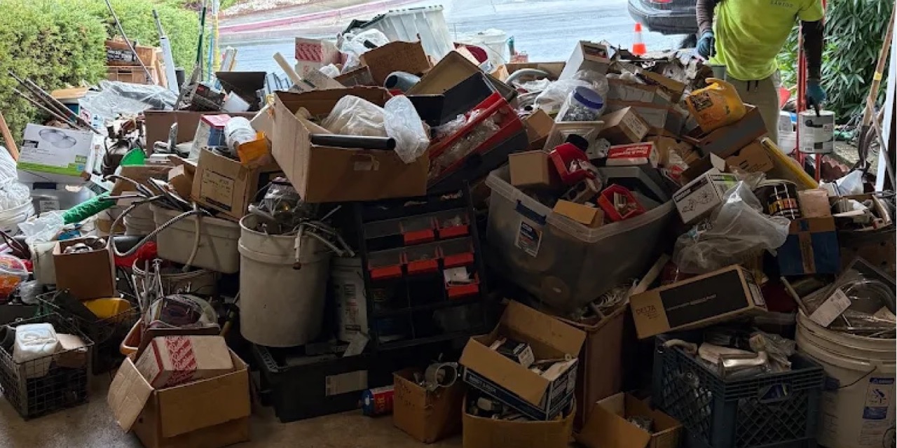Junk Removal Near Me: Simplify Your Home Cleanup