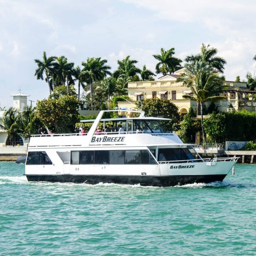 Crociera su Star Island passando per le case delle celebrità lungo Millionaire's Row a Miami