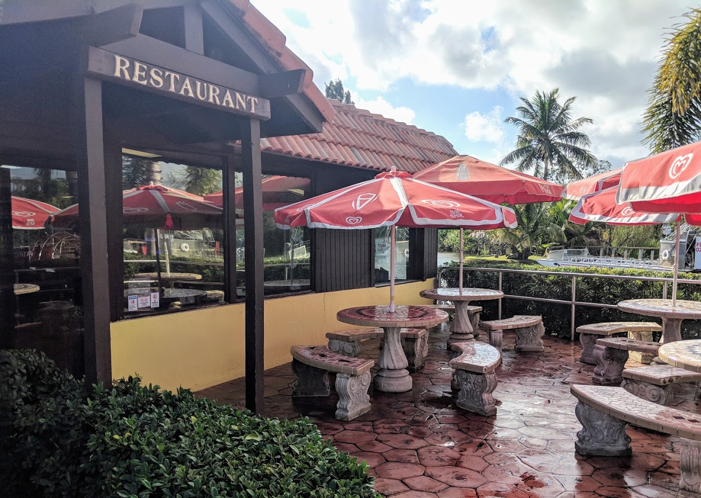 Safari park outdoor seating area