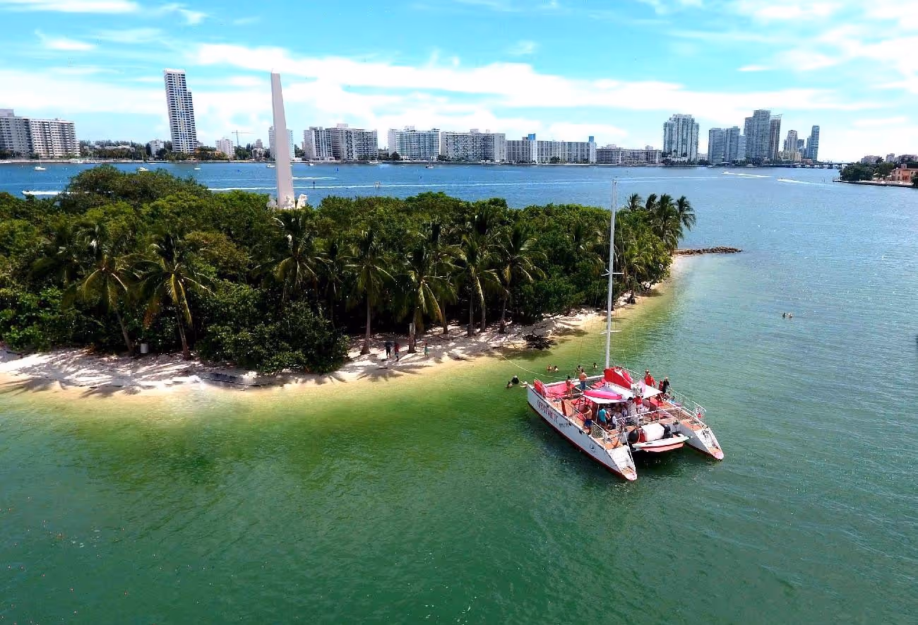 Private tour on a catamaran