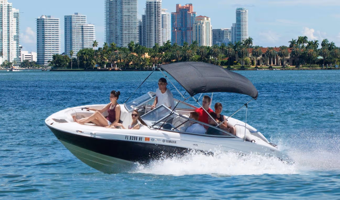 Private tour on a speedboat