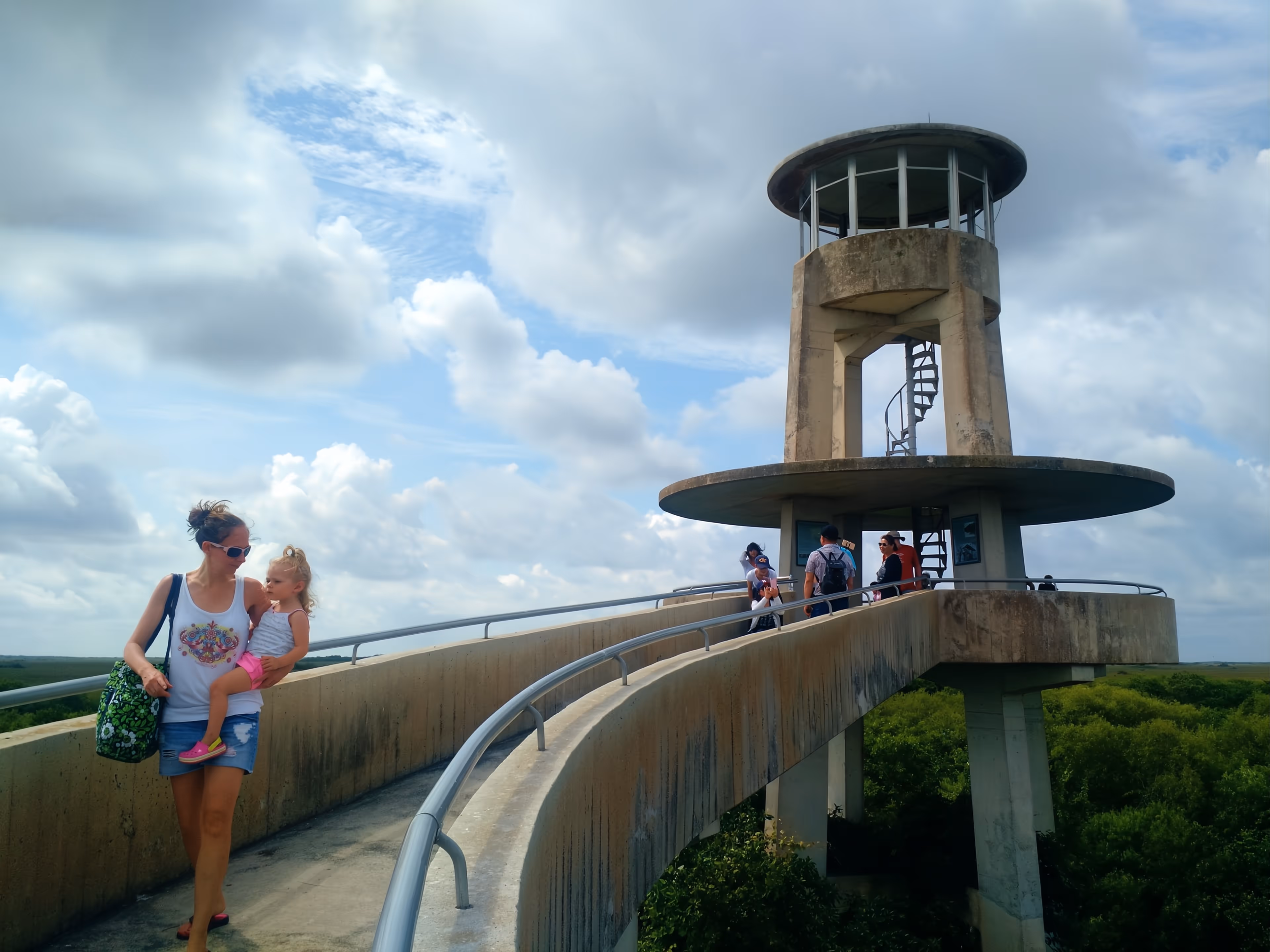 Mother and her toddler descending the walking way back to the Shark Valley tram