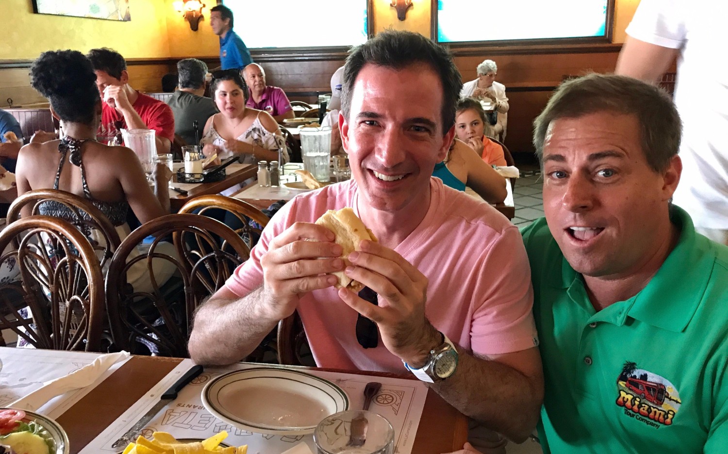 Mangiare fuori a Miami nel 2025: migliori ristoranti, ristoranti economici e consigli per i pasti