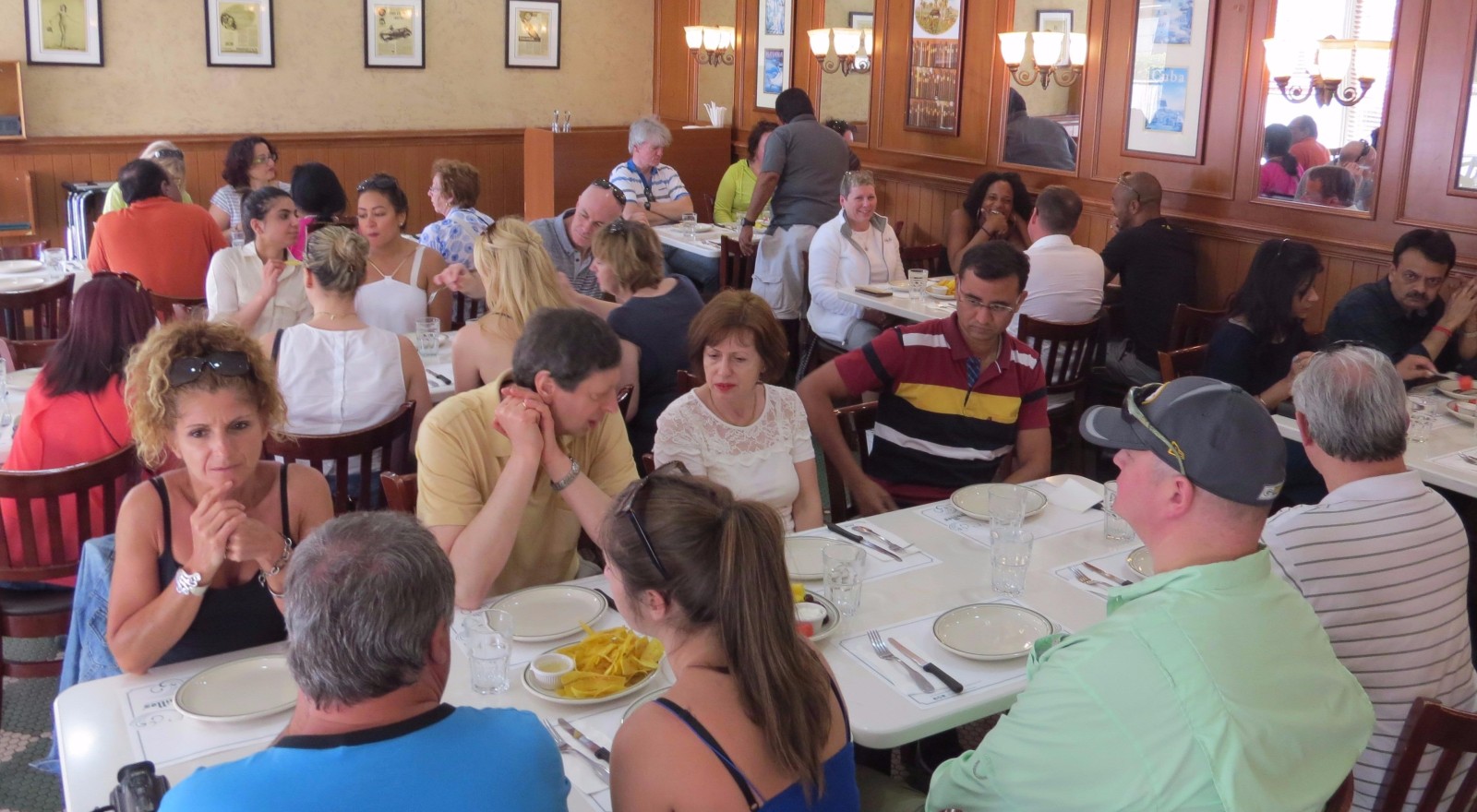 Restaurantes en Miami para grupos y fiestas grandes