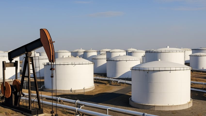 IEA oil surplus