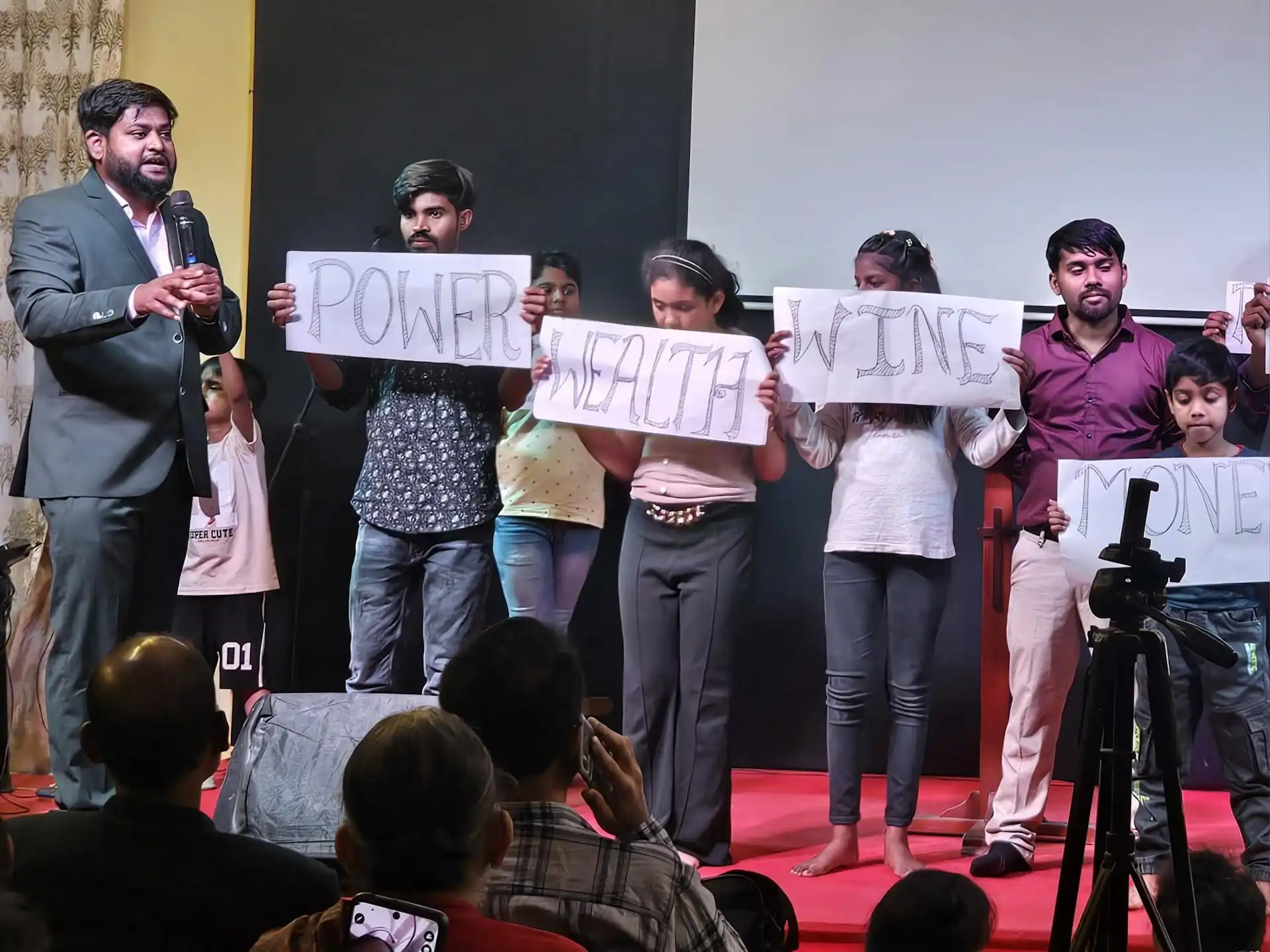 Snake Temple becomes Dynamic Church in Kolkata